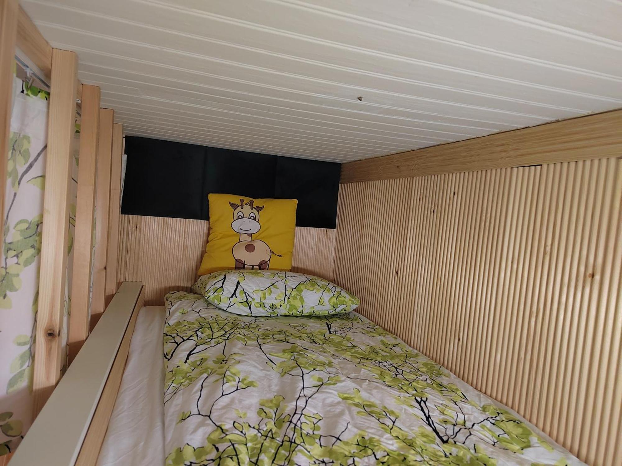 Relax & Recharge - A Unique Suite With A Touch Of Luxury - Hot Tub And Sauna Inspired Decor #Not A Real Sauna# Easy City Access - Direct Train 15 Min To City Helsínquia Exterior foto